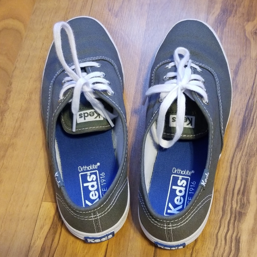 LEDs shoes